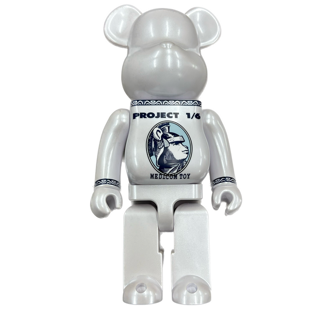 Bearbrick – Trading Desk